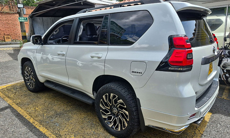 Toyota Prado 2.8 Tx-...