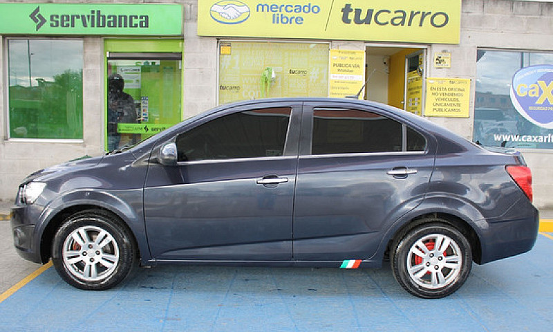 Chevrolet Sonic 1.6 ...