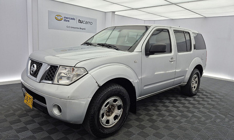 Nissan Pathfinder 4....