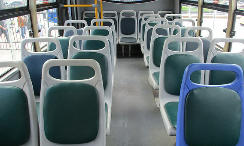 Autobus Chevrolet Np...