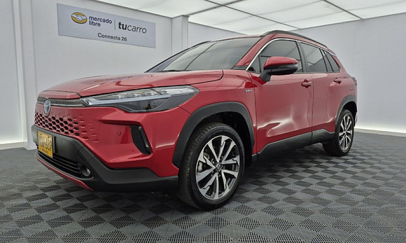 Toyota Corolla Cross...