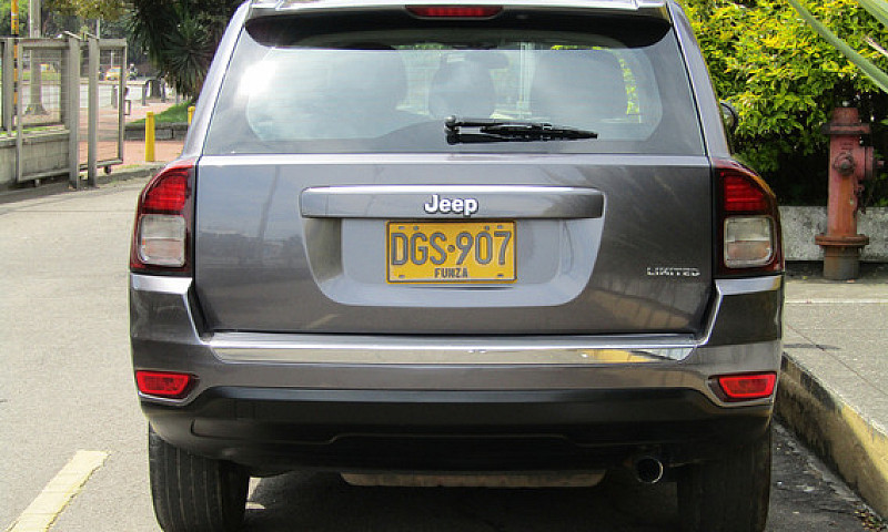 Jeep Compass 2.4 Lim...