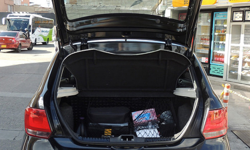 Volkswagen Gol 1.6...