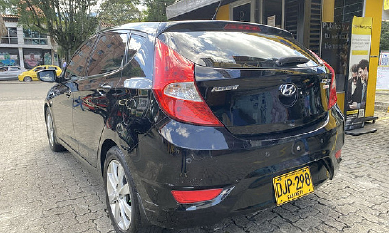 Hyundai Accent 1.6 G...