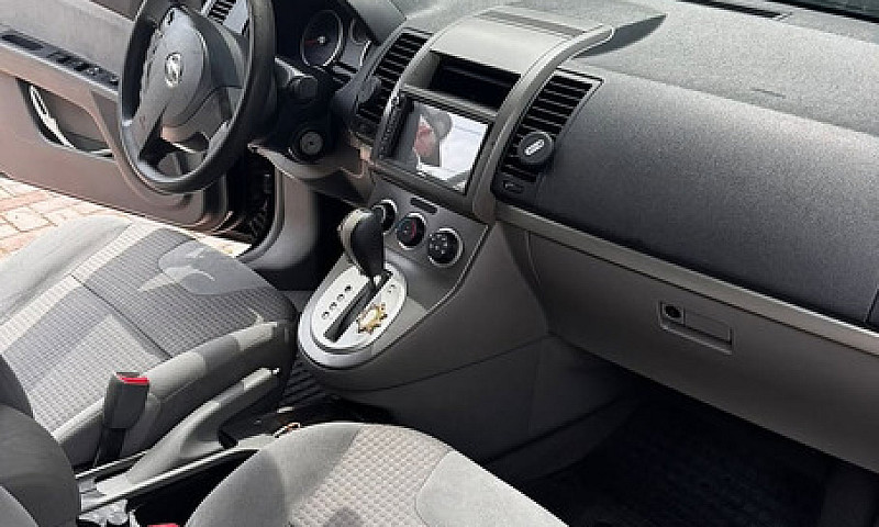 Nissan Sentra 2.0 Sl...