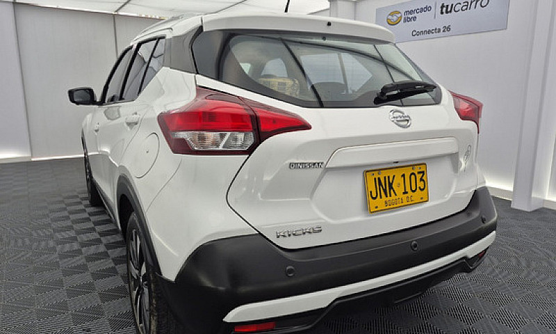 Nissan Kicks 1.6 Exc...
