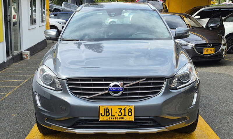 Volvo Xc60 2.0 T5 Su...