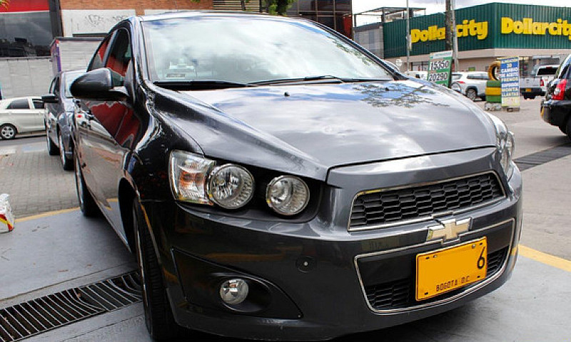 Chevrolet Sonic 1.6 ...