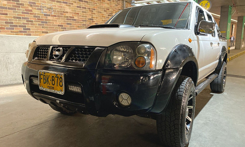 Nissan Frontier D22/...