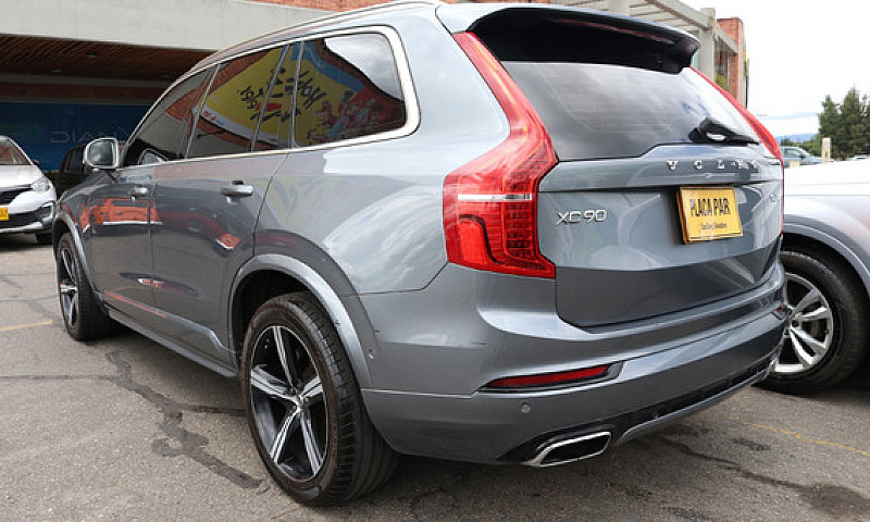 Volvo Xc60 T6 R-Desi...