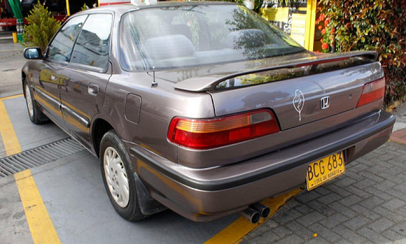 Honda Integra 1.8 4 ...