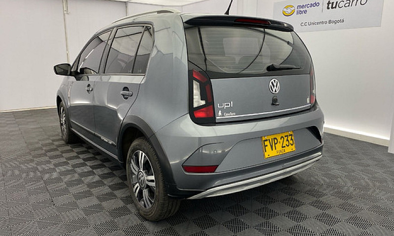Volkswagen Cross Up ...