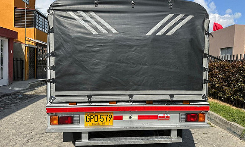 Nissan Np300 Frontie...