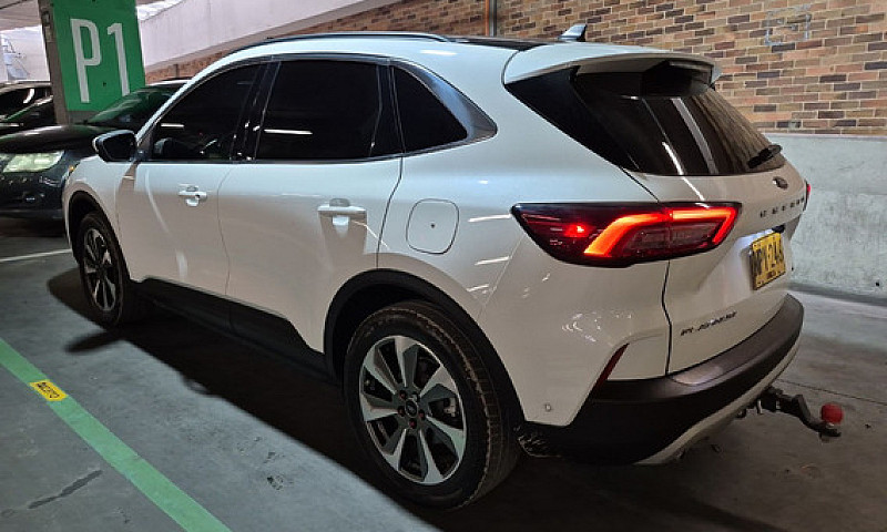 Ford Escape 2.5 Plat...