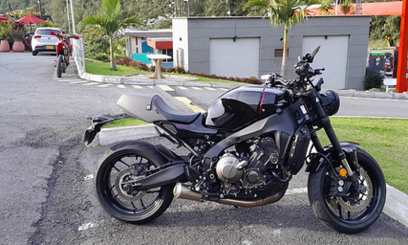 Yamaha Xsr Modelo 20...