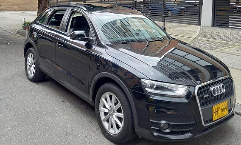 Audi Q3 2.0T Quattro...