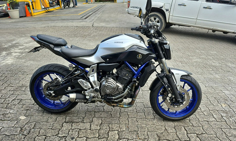  Yamaha Mt 07 2015...