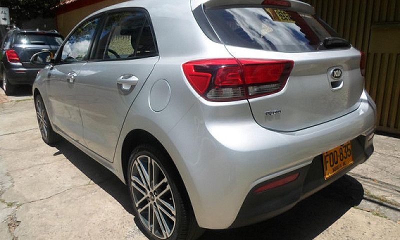 Kia Rio 1.4 Vibrant ...