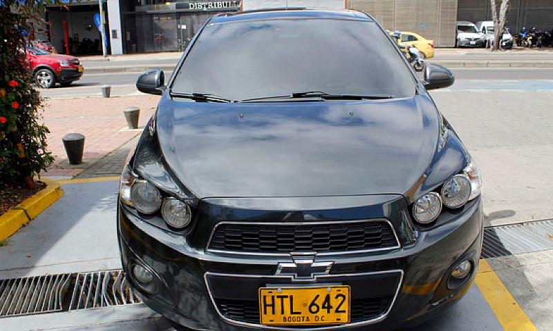 Chevrolet Sonic 1.6 ...
