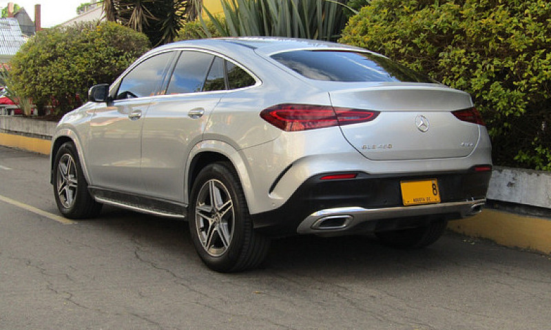 Mercedes-Benz Clase ...