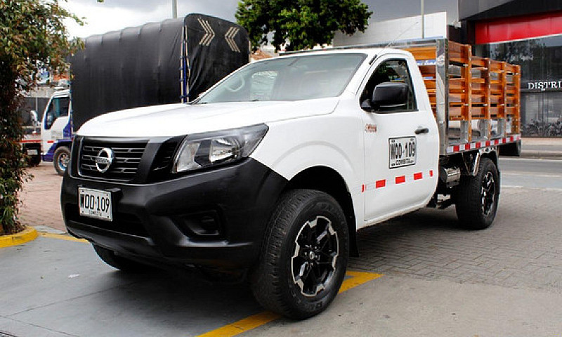 Nissan Frontier D22 ...
