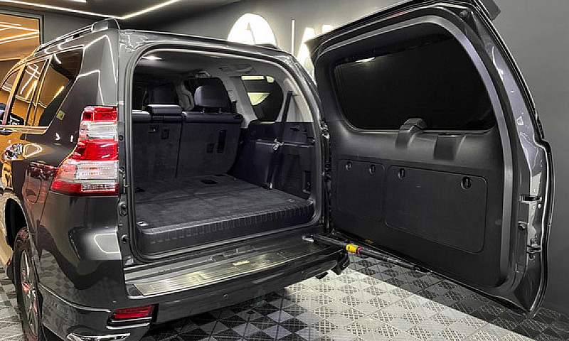 Toyota Prado 3.0 Tx-...