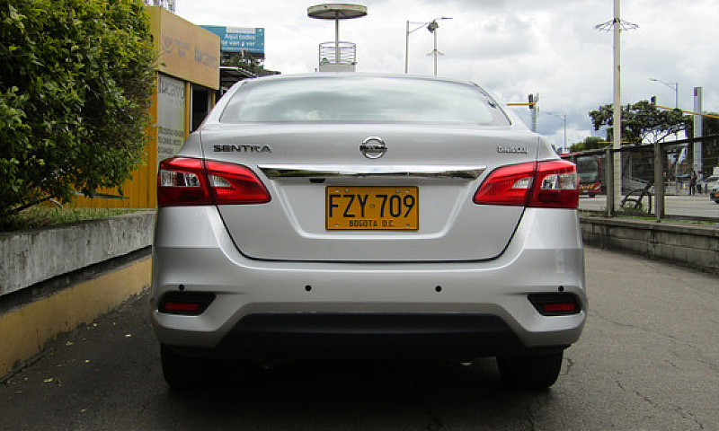 Nissan Sentra 1.8 B1...