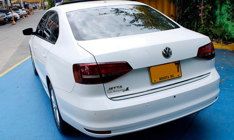 Volkswagen Jetta 2.0...