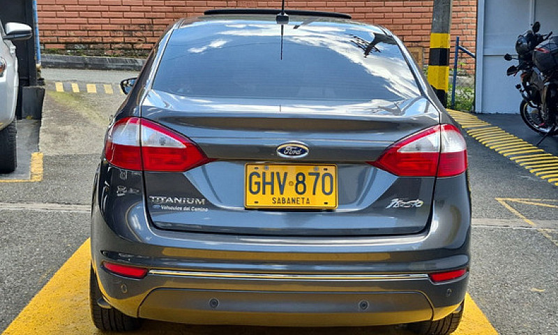 Ford Fiesta 1.6 Spor...
