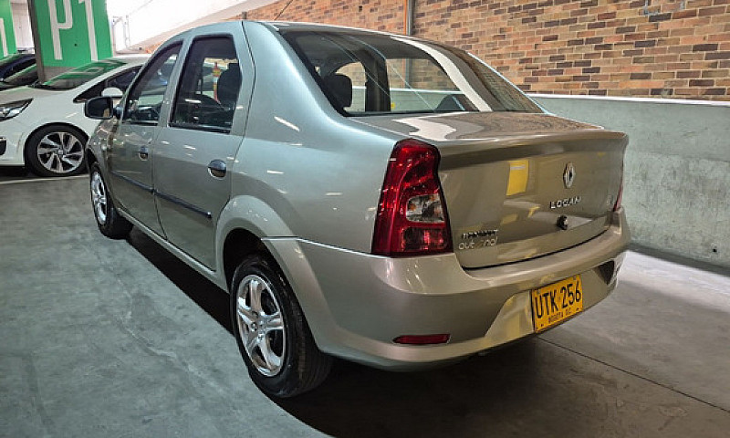Renault Logan 1.4 Fa...