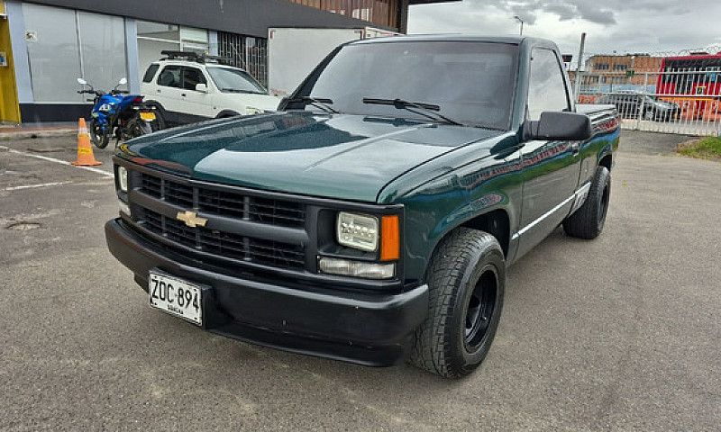 Chevrolet Cheyenne 5...
