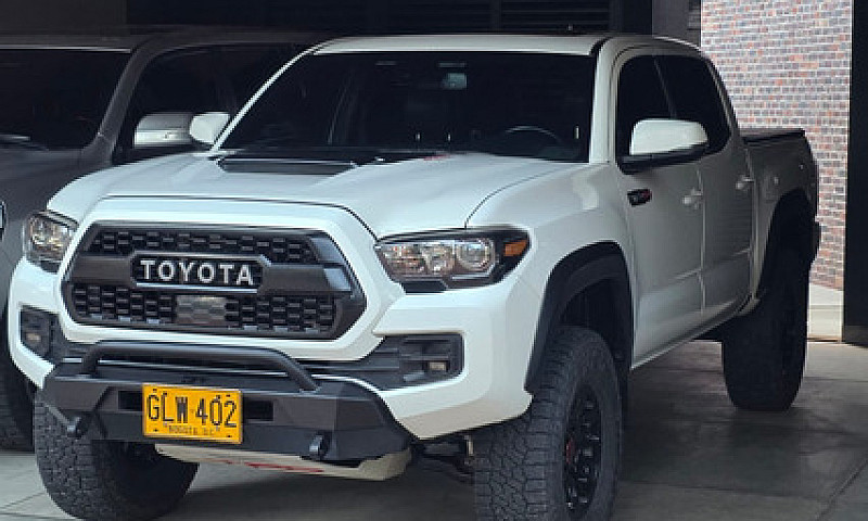 Toyota Tacoma Trd Pr...