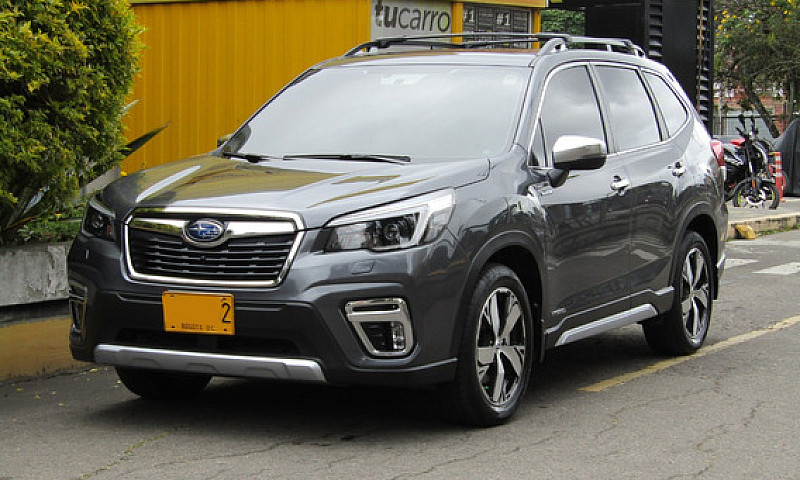 Subaru Forester 2.0 ...