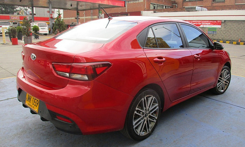Kia Rio   1400Cc Mt ...