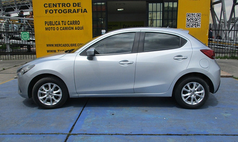 Mazda 2   1500Cc At ...