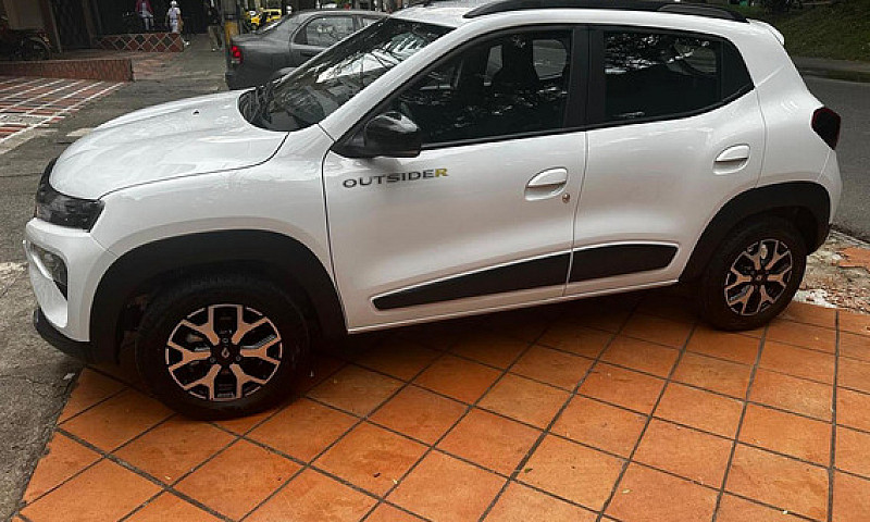 Renault Kwid 1.0 Out...