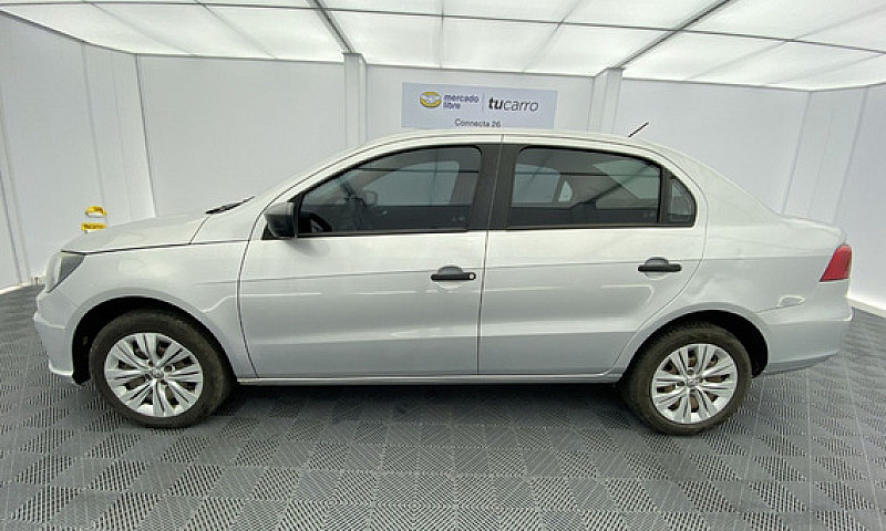 Volkswagen Voyage 1....