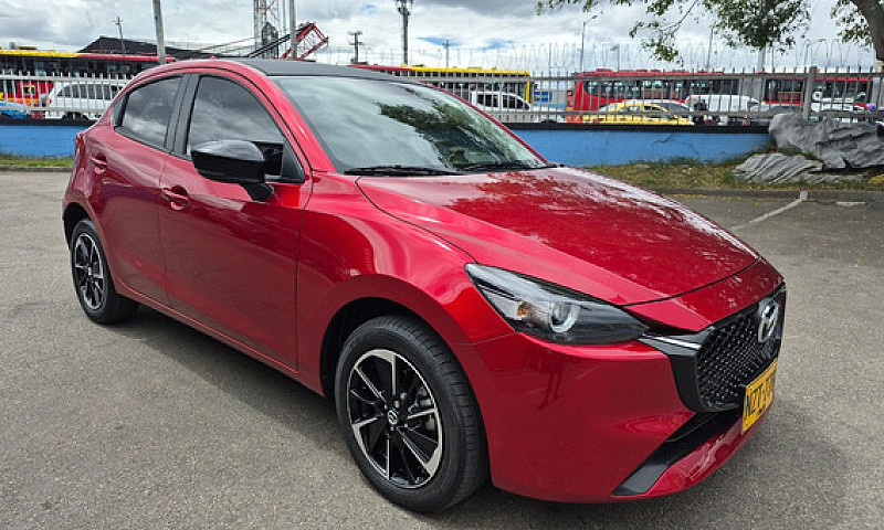 Mazda 2 Grand Tourin...