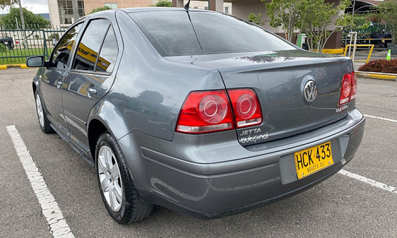 Volkswagen Jetta Tre...