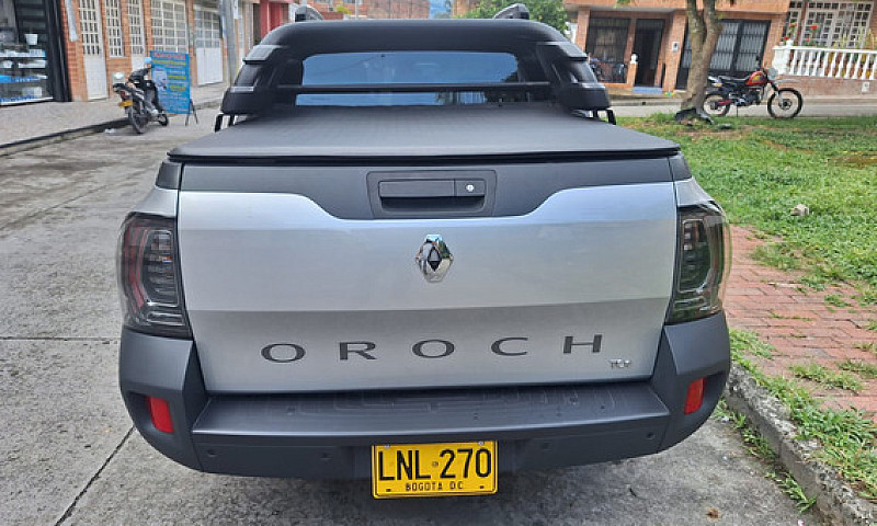 Renault Oroch 1.3...