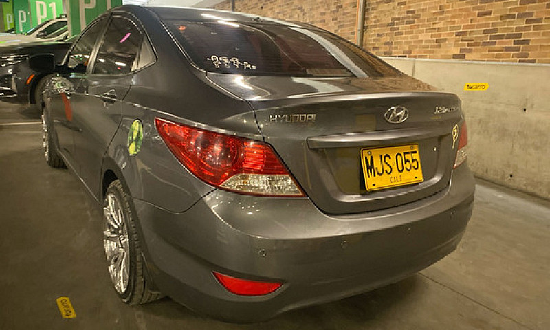 Hyundai Accent 1.4L ...