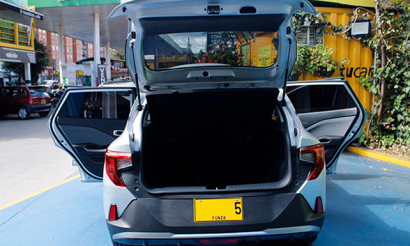 Kia K3 Cross 2026 Au...