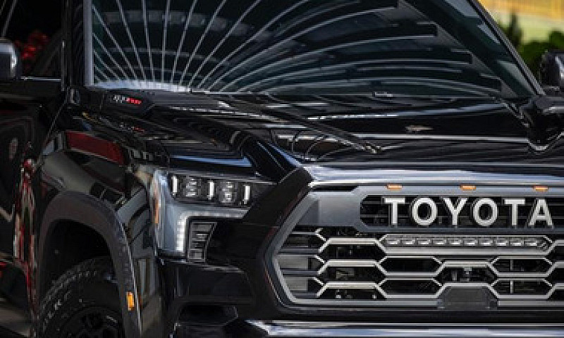 Toyota Sequoia Trd P...