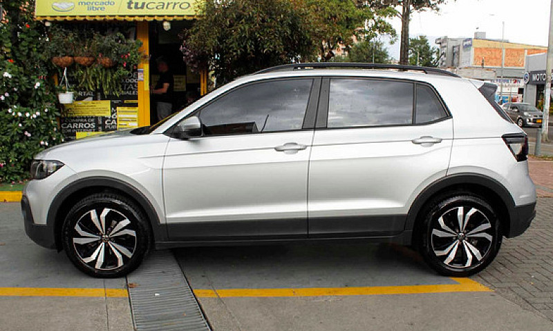 Volkswagen T-Cross 1...