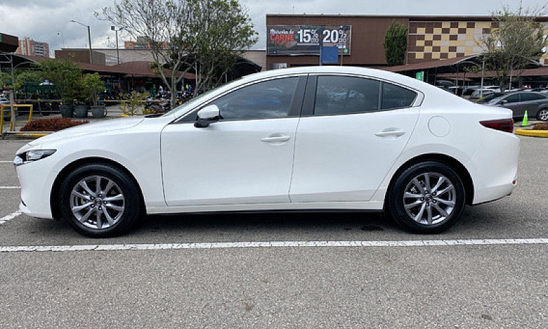 Mazda 3 2.0 Touring ...