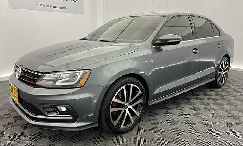 Volkswagen Jetta Gli...