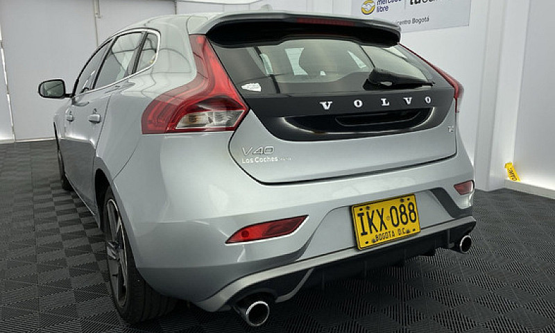 Volvo V40 1.6 T4 R-D...