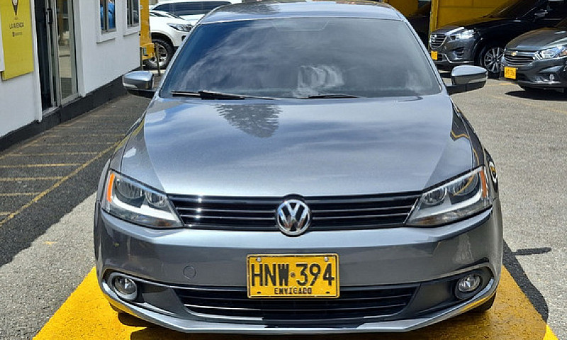 Volkswagen Jetta 2.5...