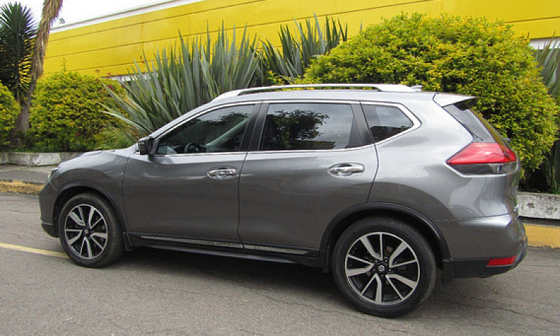 Nissan X-Trail 2.5 E...