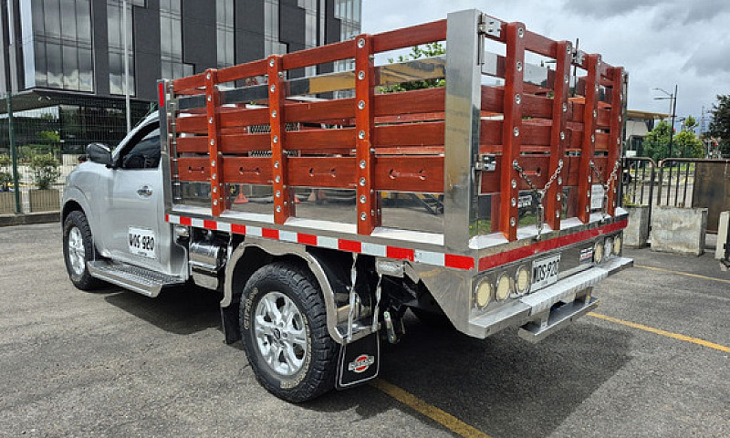 Nissan Np300 Frontie...